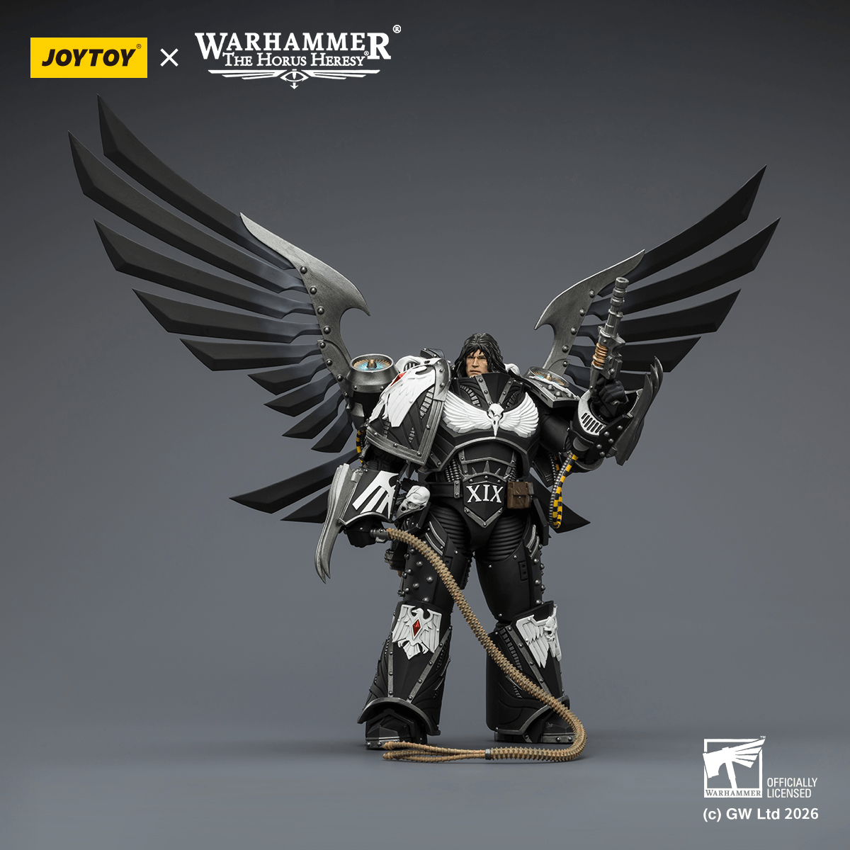 Raven Guard Corvus Corax, Primarch of the XIX Legion with artificer-crafted lightning talons, archaeotech pistols, and whip
