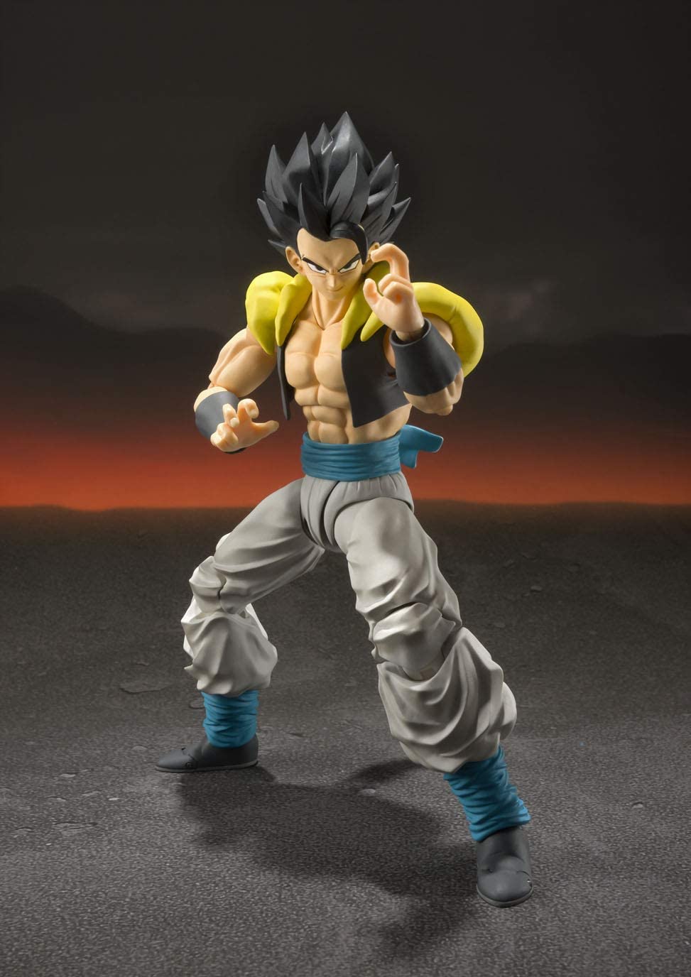S.H.Figuarts Dragon Ball Super Super Saiyan God Super Saiyan Gogeta 6" Action Figure