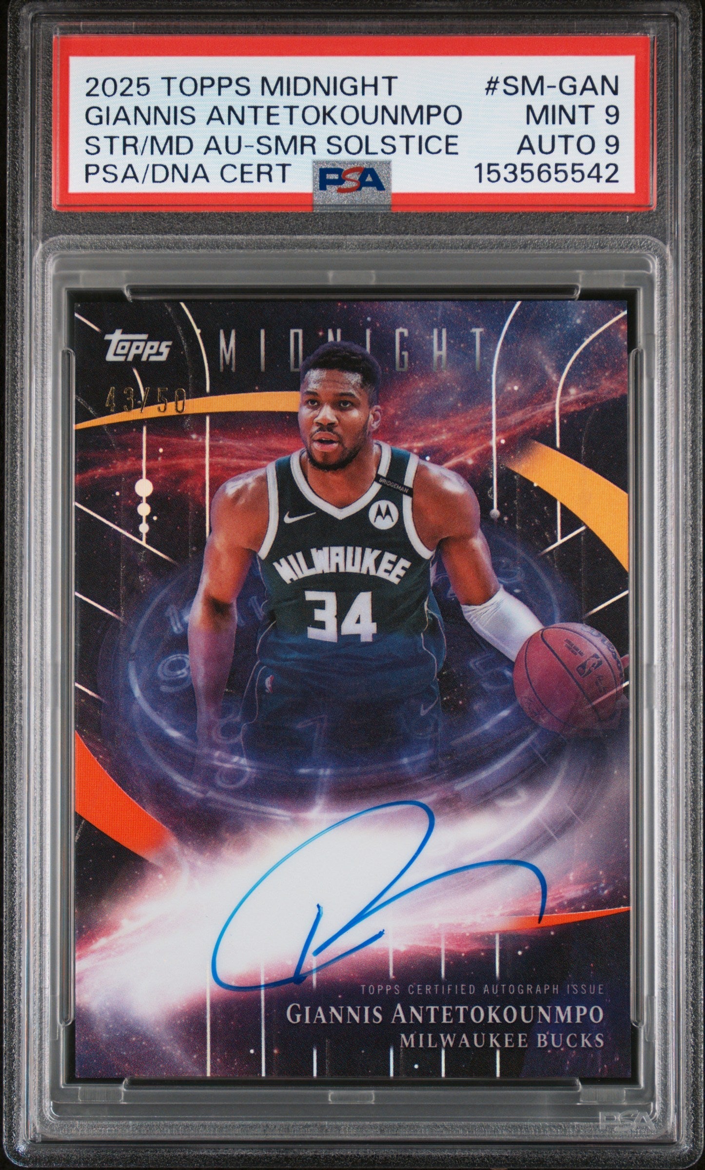 2025 Topps Midnight Stroke of Midnight Autographs Summer Solstice Giannis Antetokounmpo #SM-GAN /50 PSA 9