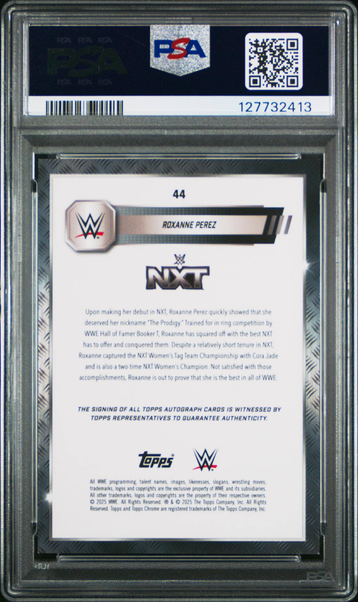 2025 Topps Chrome WWE Autograph-Gold Refractor Roxanne Perez #44 /50 PSA 9