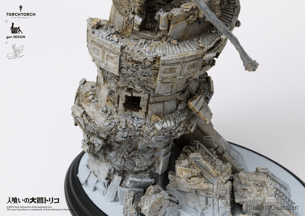 TORCH TORCH + GenDESIGN + Akishi Ueda/ The Last Guardian: Trico Art Statue
