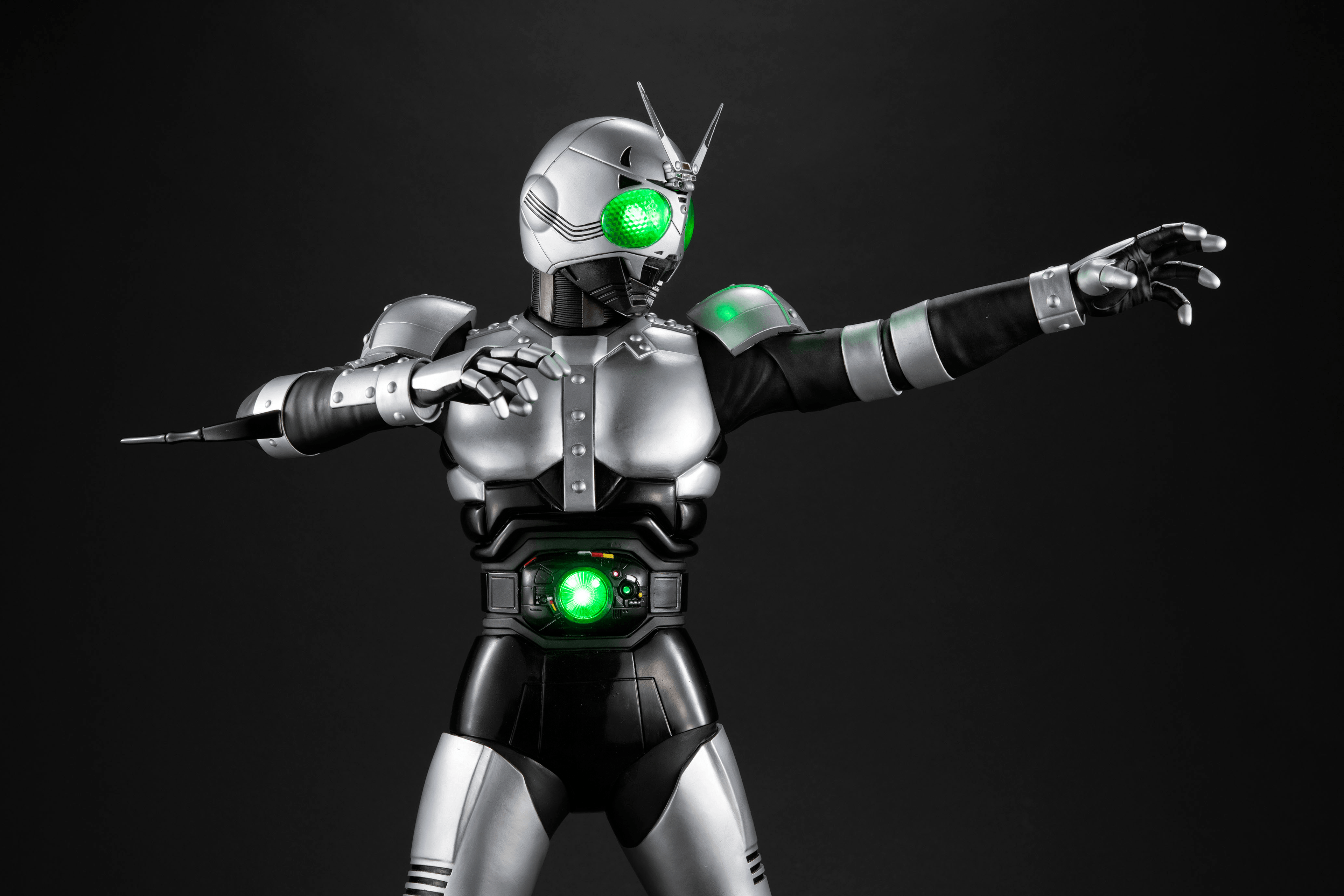 Ultimate Article Shadow Moon