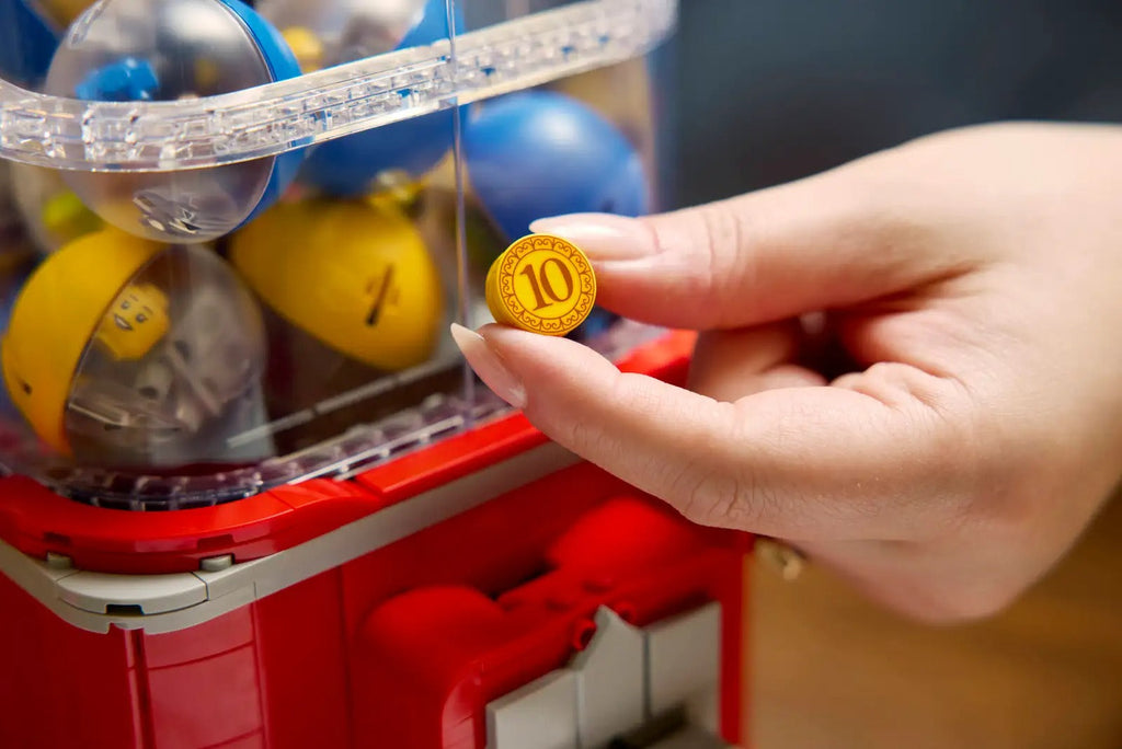 LEGO Ideas - Minifigure Vending Machine - Includes 16 Minifigures - #21358