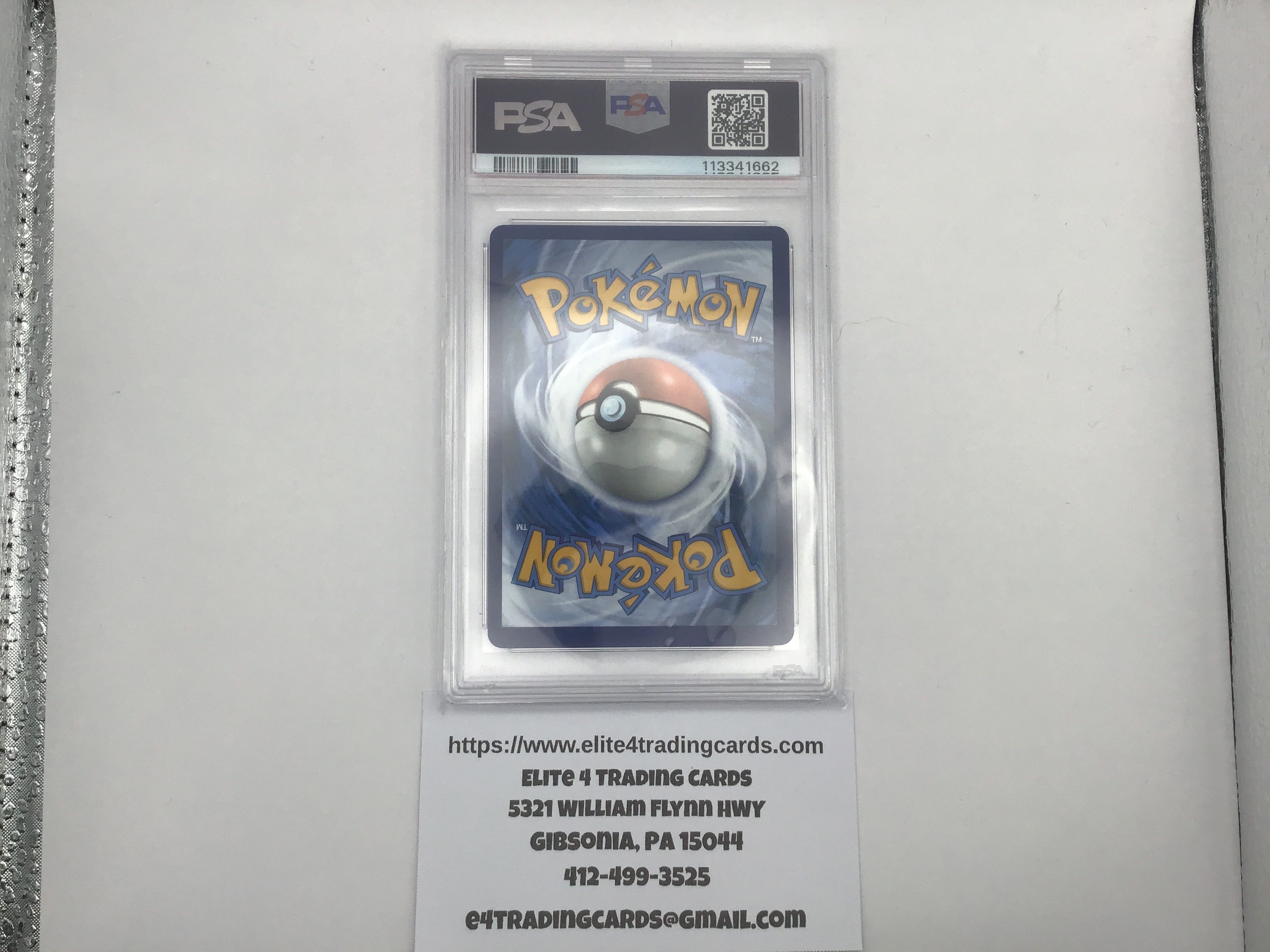 Pikachu VMAX #TG17 Pokemon Lost Origin (PSA 10)