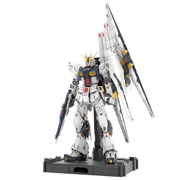 Bandai Char's Counterattack Nu Gundam Perfect Grade PG Unleashed 1/60 Scale Model Kit