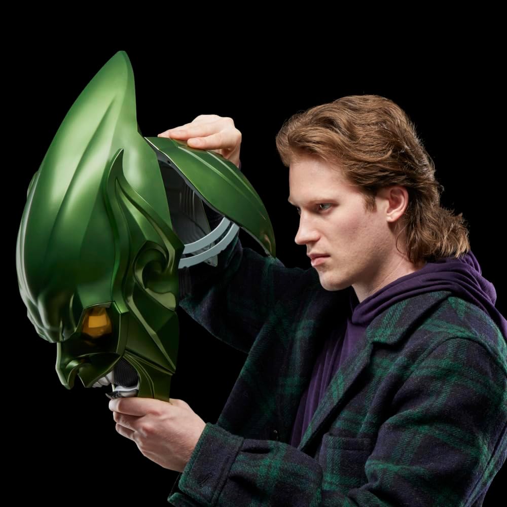 Marvel Legends Spider-Man: No Way Home Green Goblin Premium Roleplay Helmet Prop Replica