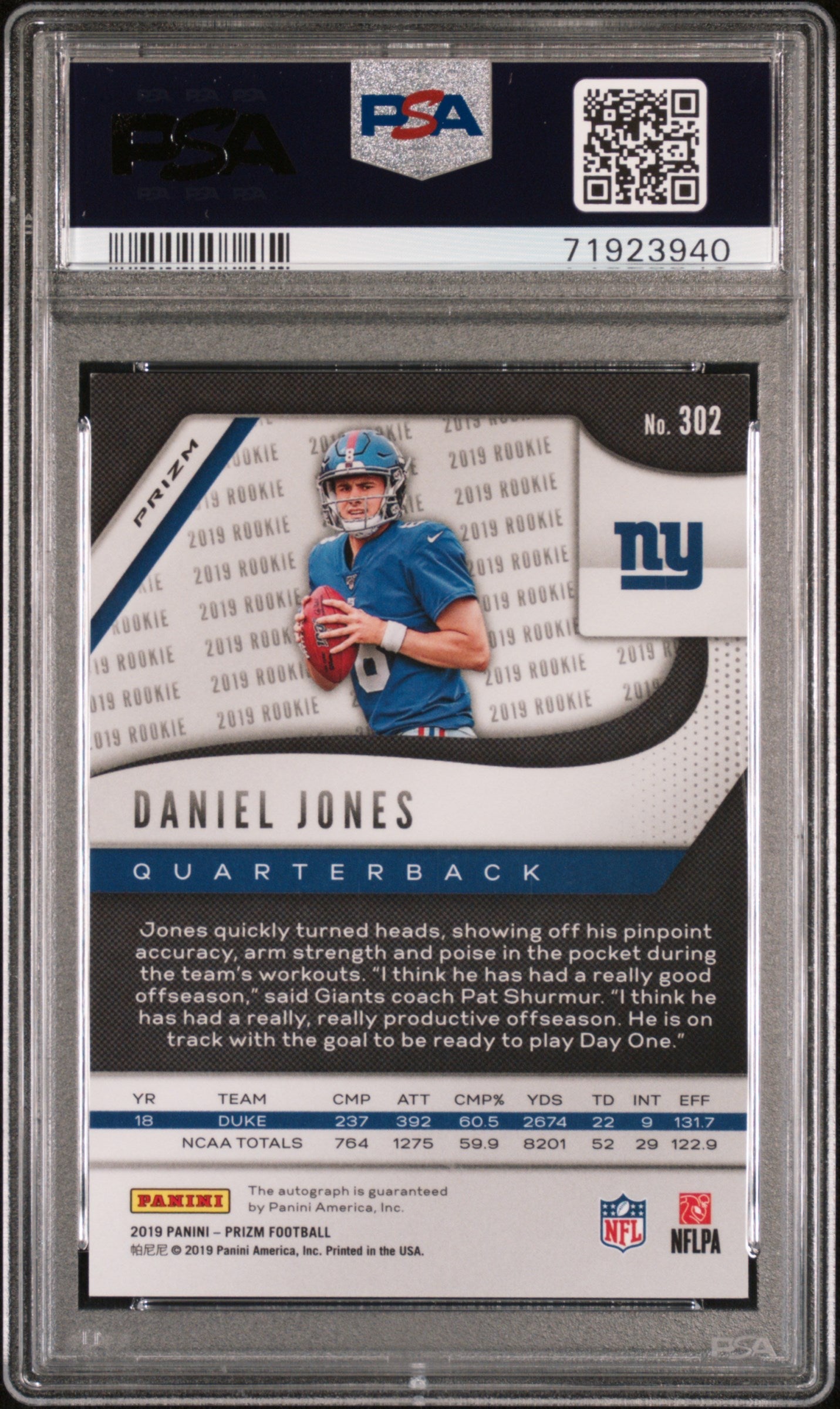 2019 Panini Prizm #302 Daniel Jones Rookie Autographs Prizm Pink PSA 9