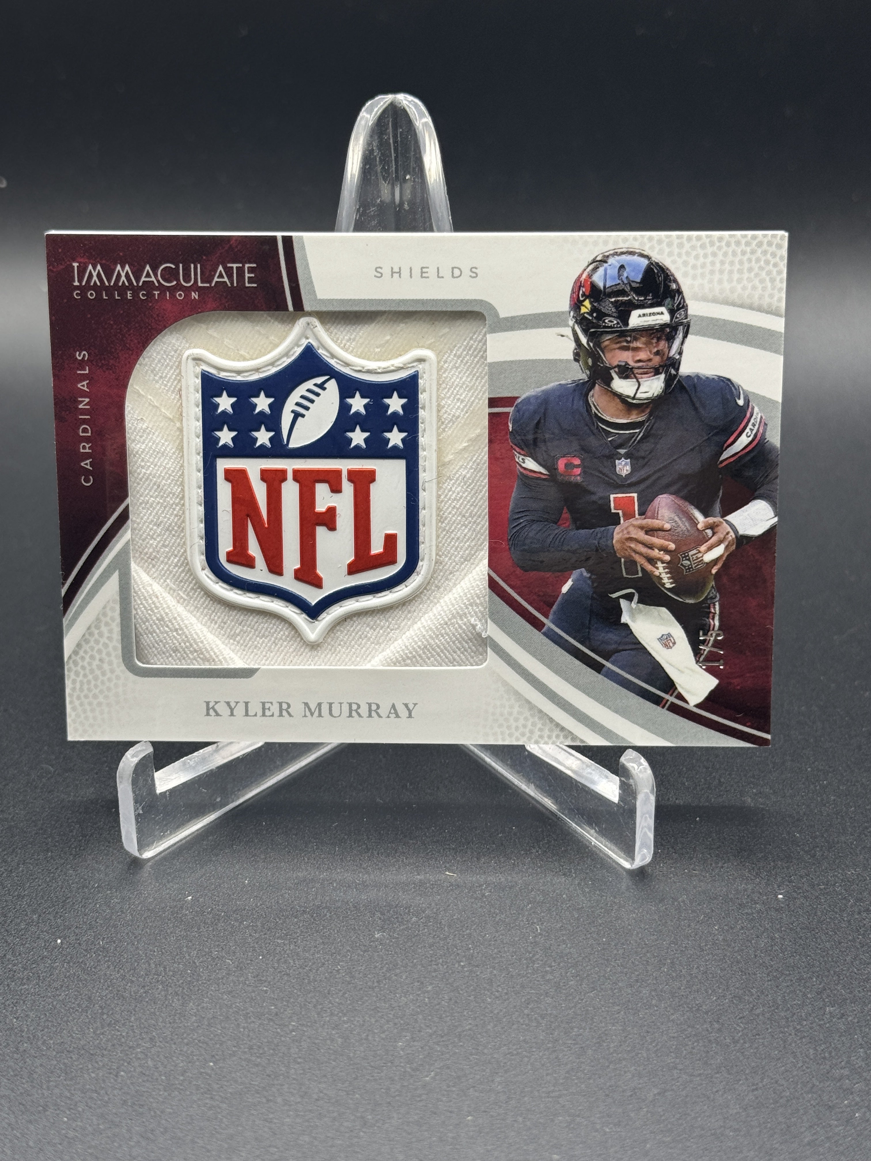 2025 Panini Immaculate Collection #IL-KMY Kyler Murray Immaculate Shields #/5