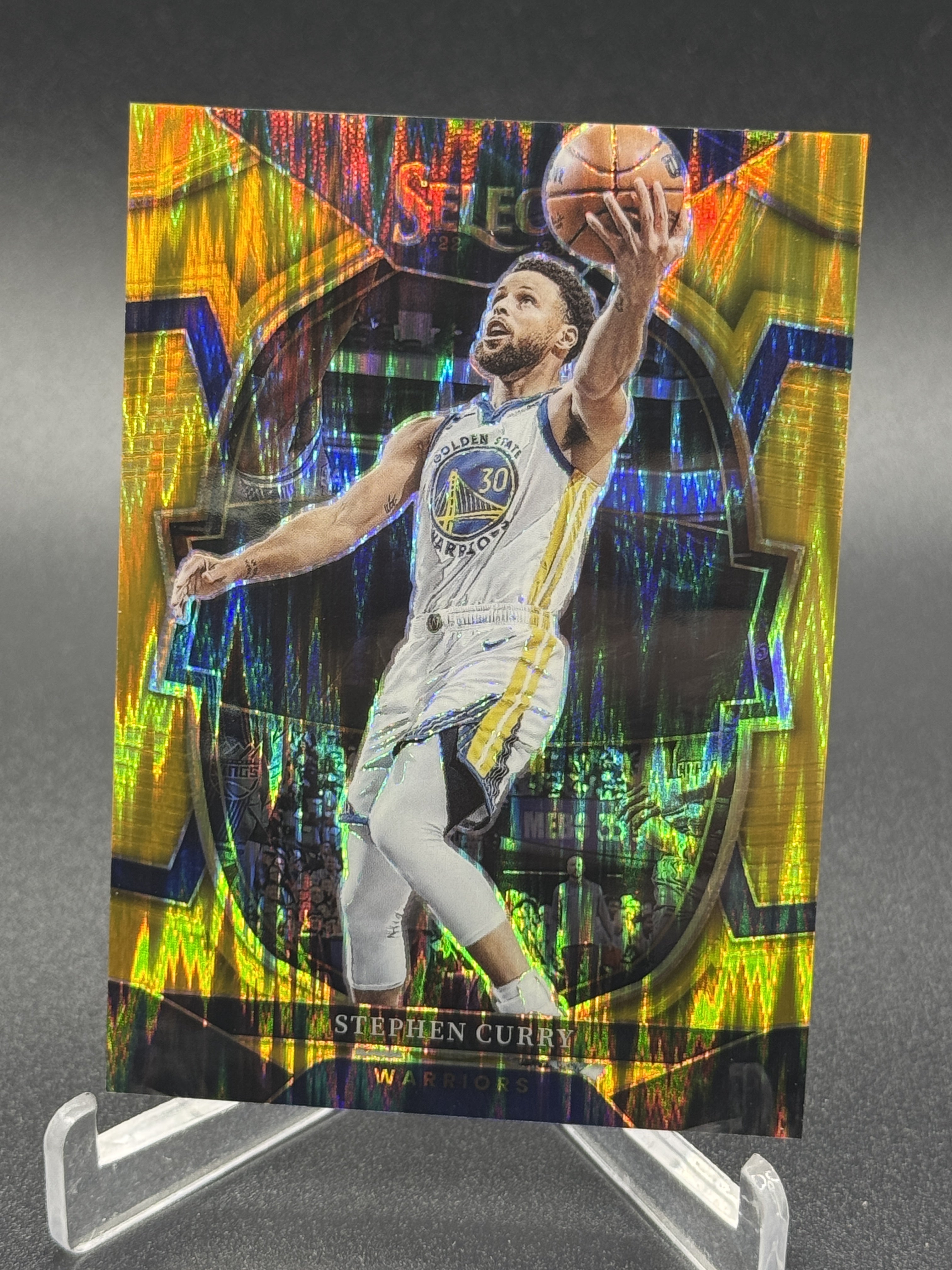2022-23 Panini Select #27 Stephen Curry Gold Flash Prizms #/10