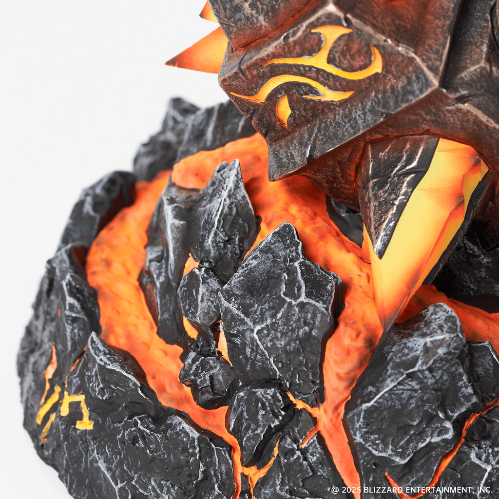 World of Warcraft® Sulfuras, Hand of Ragnaros Collector's Edition Replica