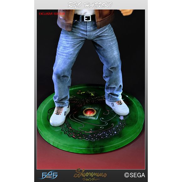 First 4 Figures Shenmue Ryo Hazuki Exclusive Edition 1/6 Scale Resin Statue