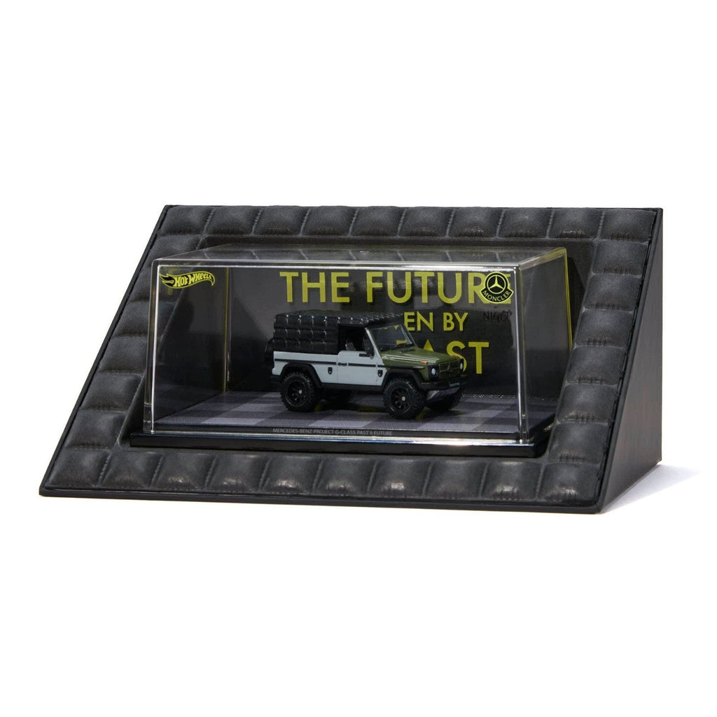 Hot Wheels x Mercedes-Benz Project G-class Past II Future designed by NIGO NEW