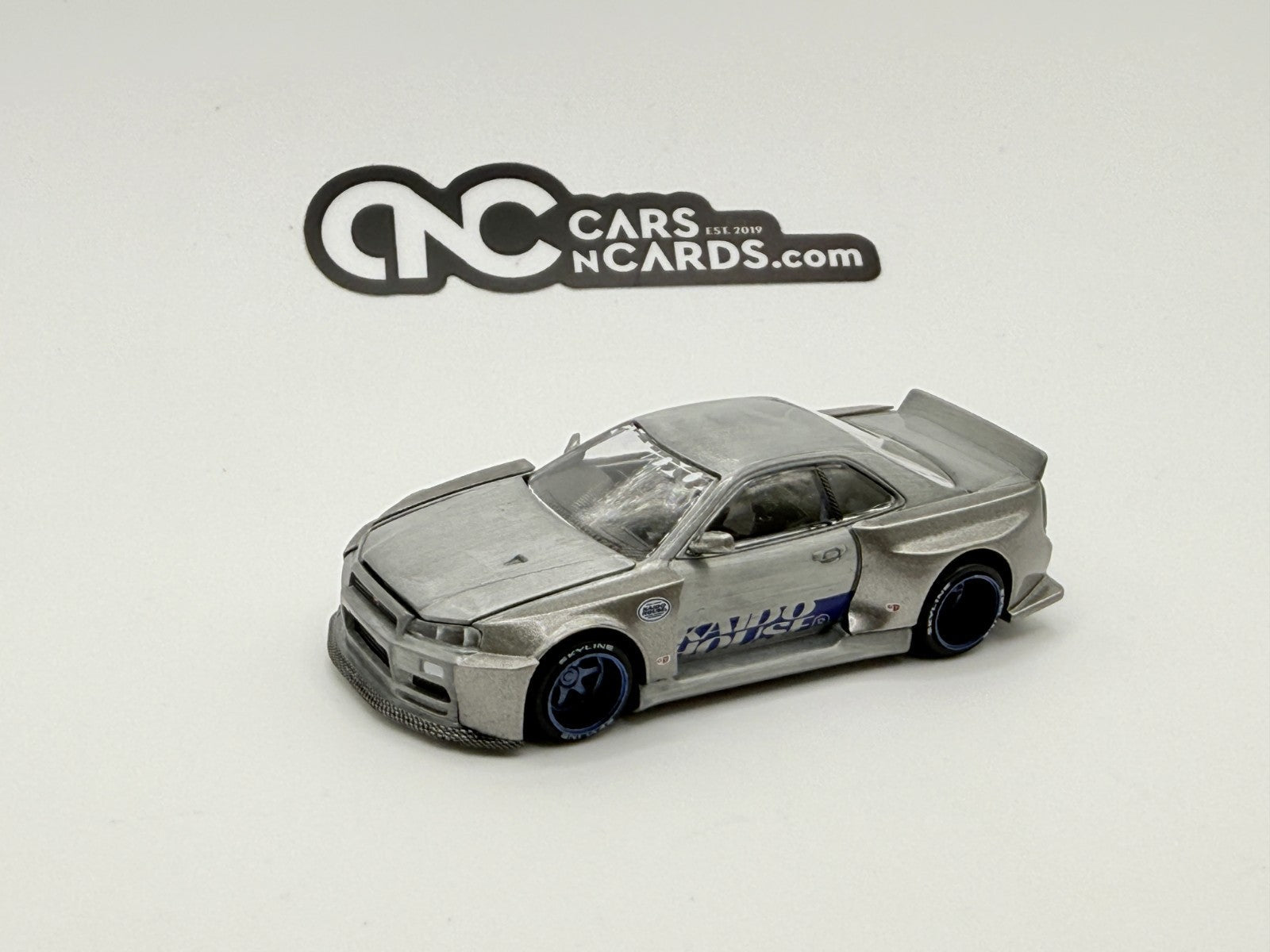 Kaido House Nissan Skyline GT-R (R34) Kaido Works Shinjuku V1 KHMG143 CHASE
