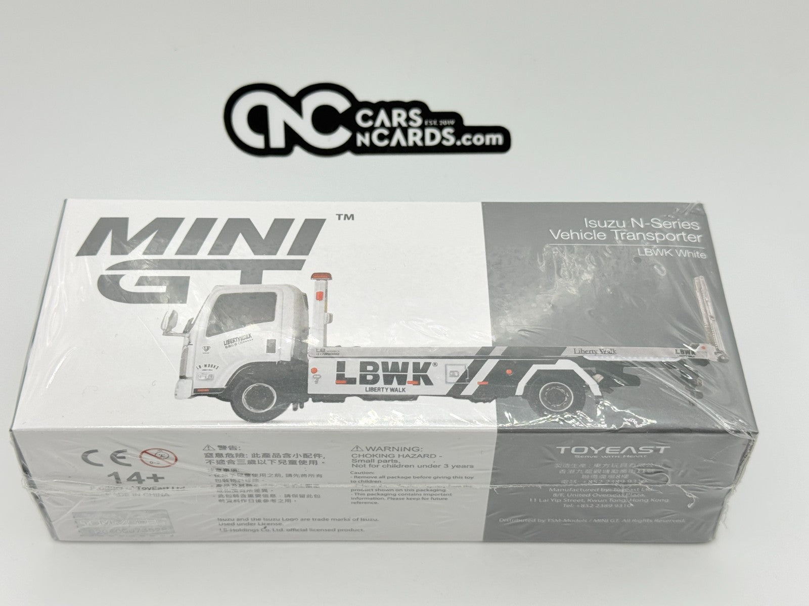 Mini GT 1:64 Isuzu N-Series Vehicle Transporter LBWK White #356