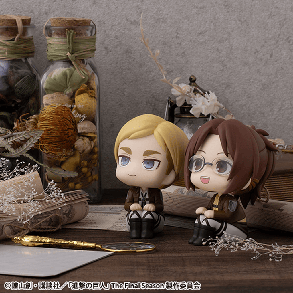 Lookup Attack on Titan Hange Zoe &amp; Erwin Smith set【with gift】