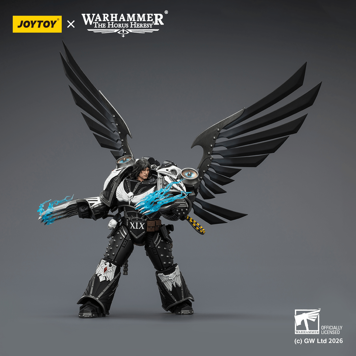 Raven Guard Corvus Corax, Primarch of the XIX Legion with artificer-crafted lightning talons, archaeotech pistols, and whip
