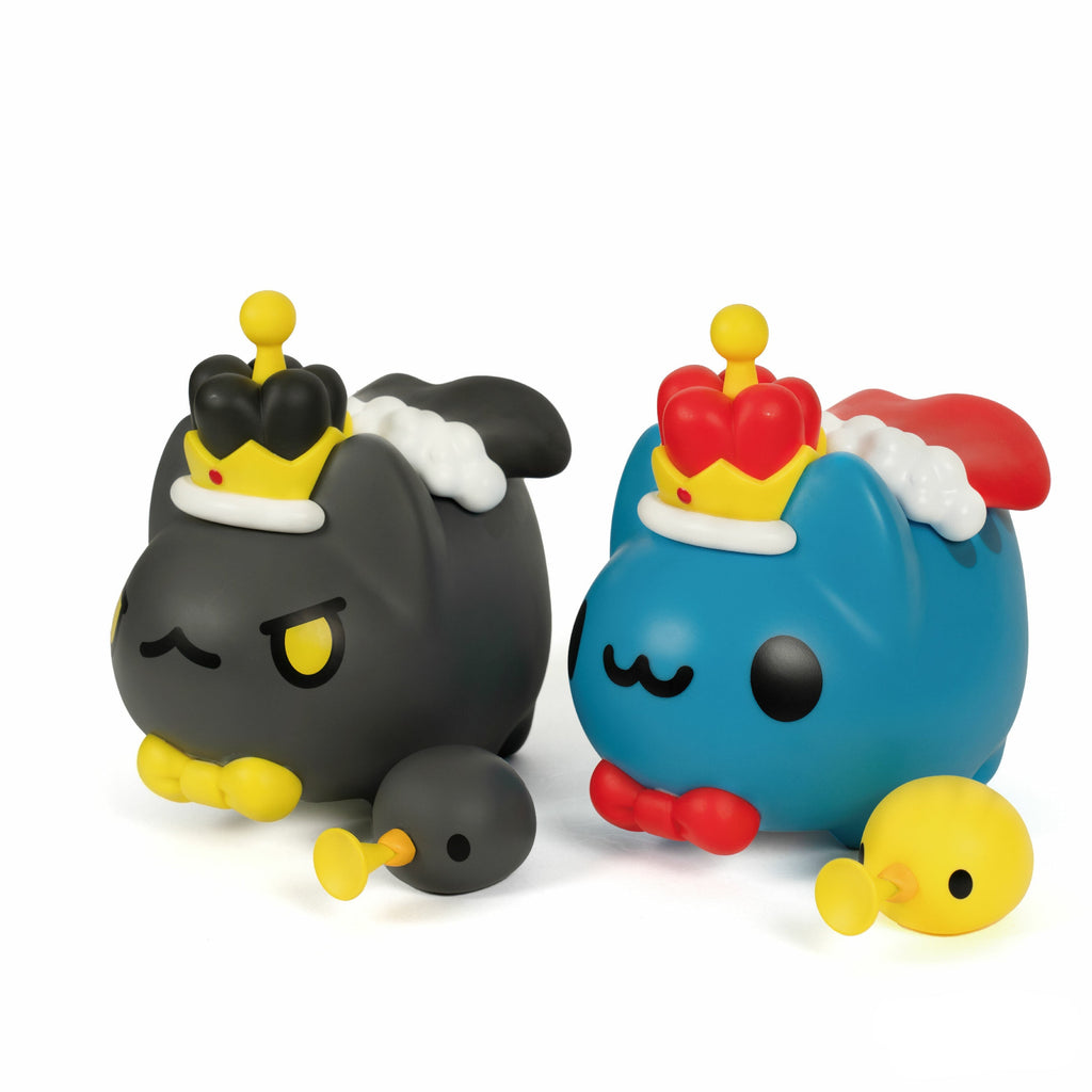 Bugcat Capoo: King Black Bugcat Figurine with Limited Edition Patch