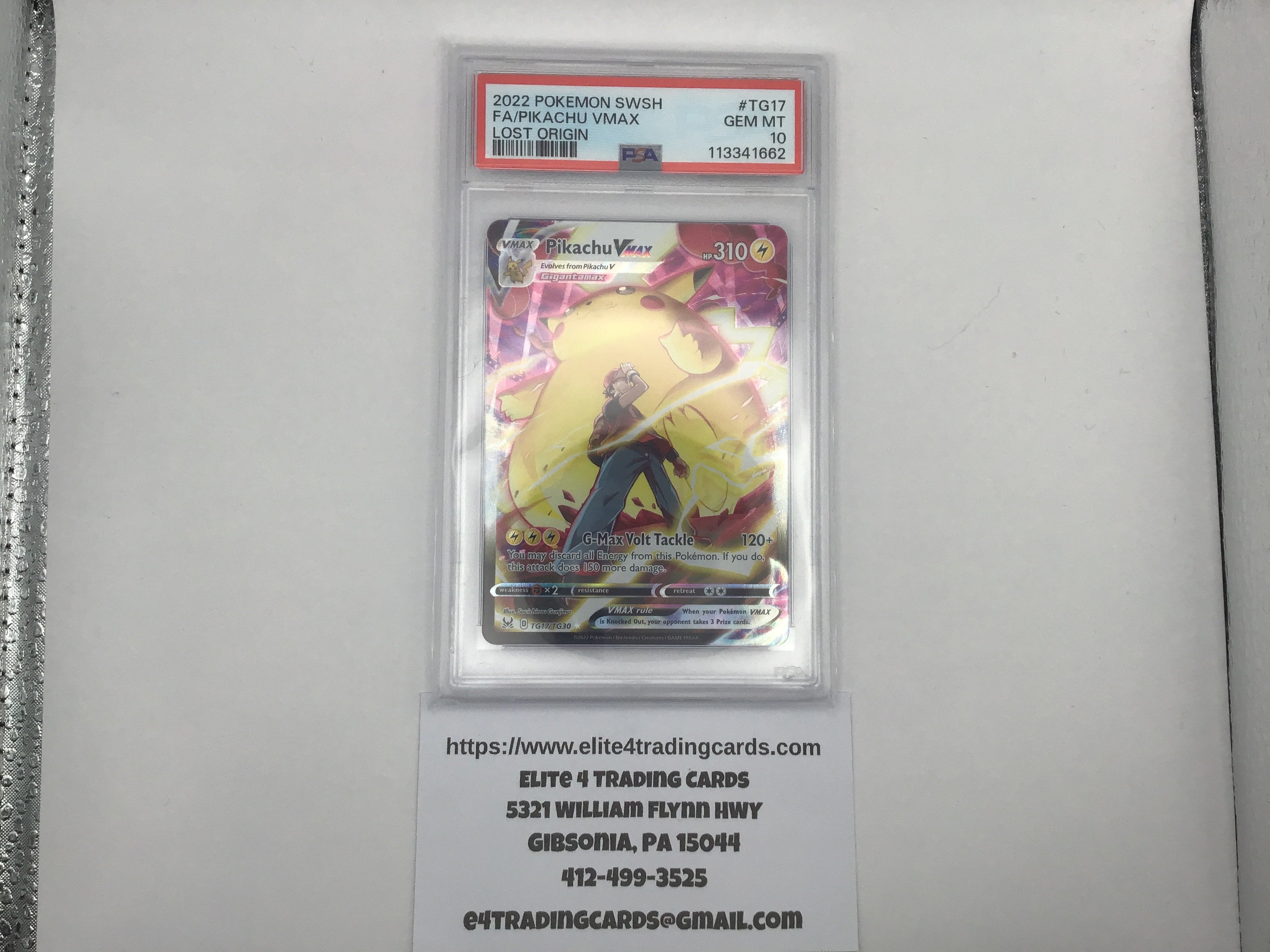 Pikachu VMAX #TG17 Pokemon Lost Origin (PSA 10)