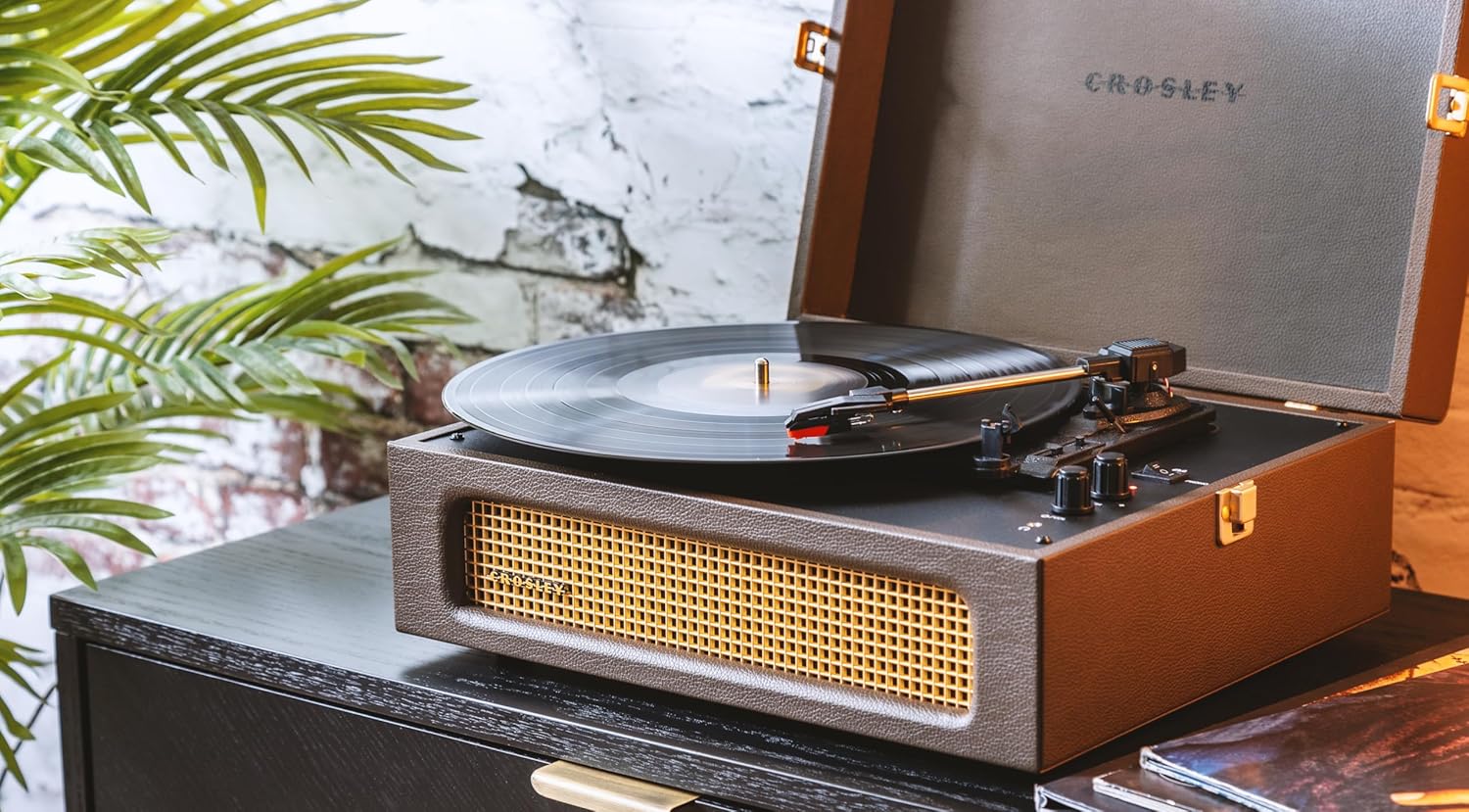 Crosley: Voyager Turntable - Cocoa - CR8017B-CO [Electronics]