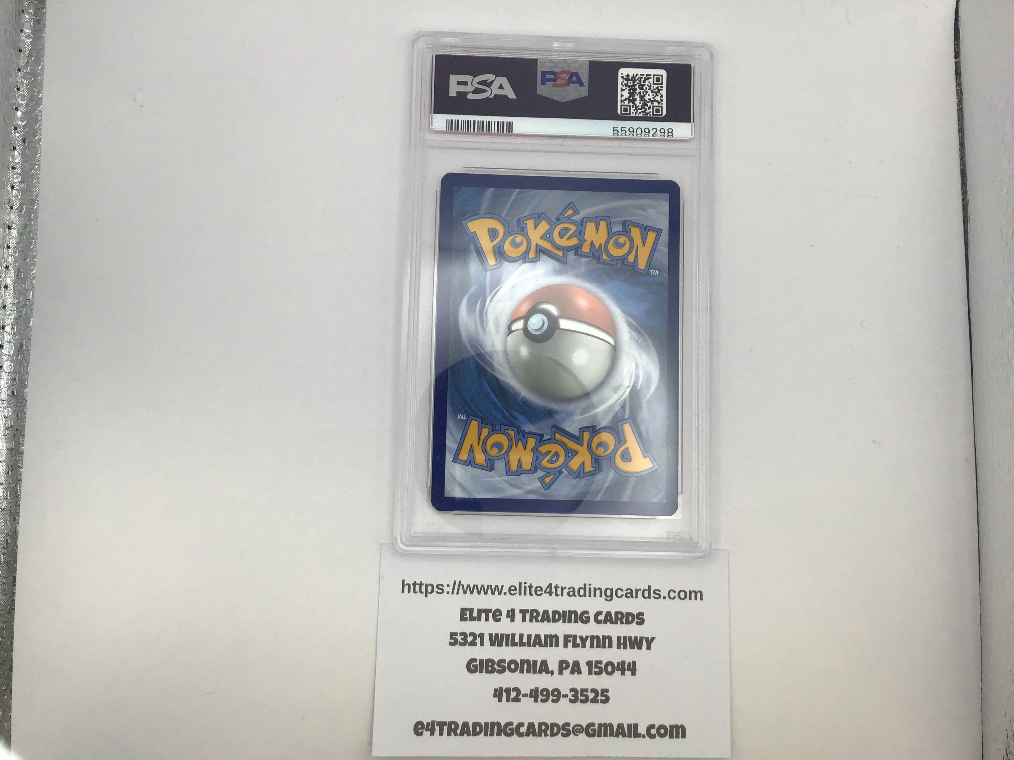 Charizard [Cracked Ice] #25 Pokemon Vivid Voltage (PSA 10)