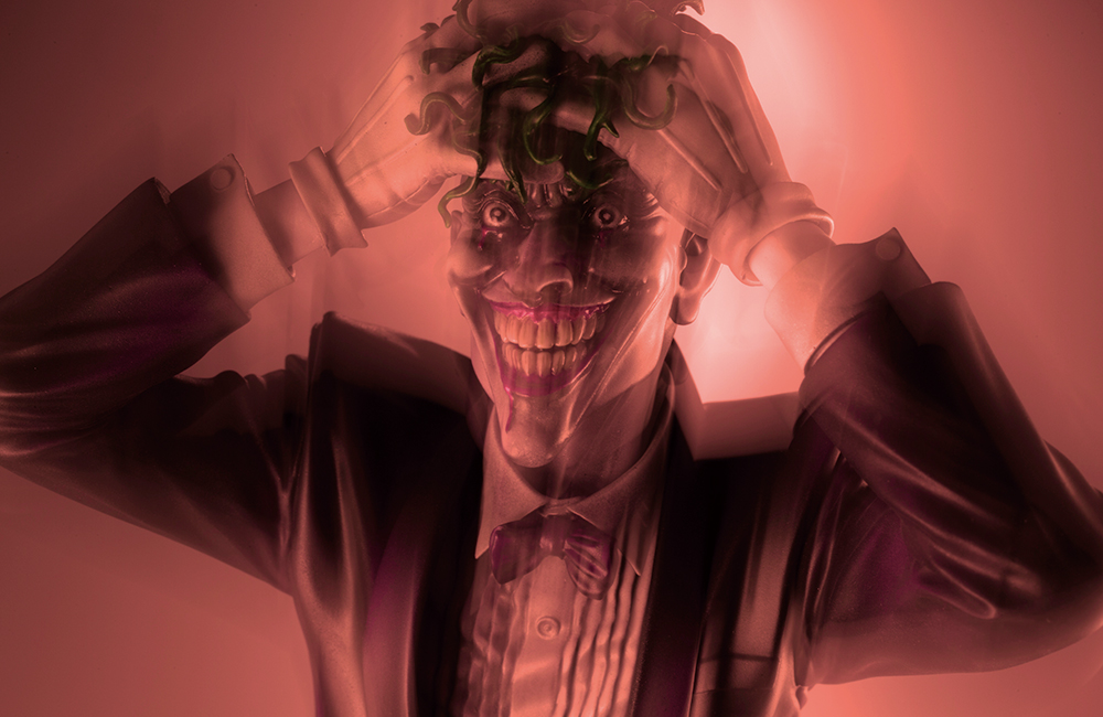 BATMAN: THE KILLING JOKE THE JOKER ARTFX STATUE