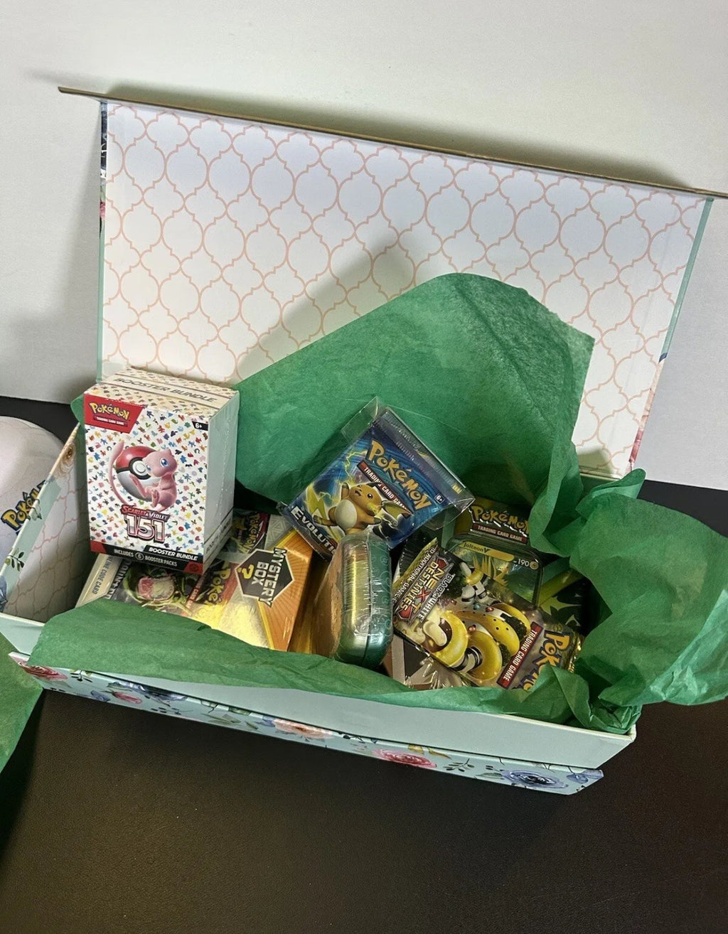 Medium Vintage/Modern Mystery Box with Singles, Packs, Boxes and More!!!