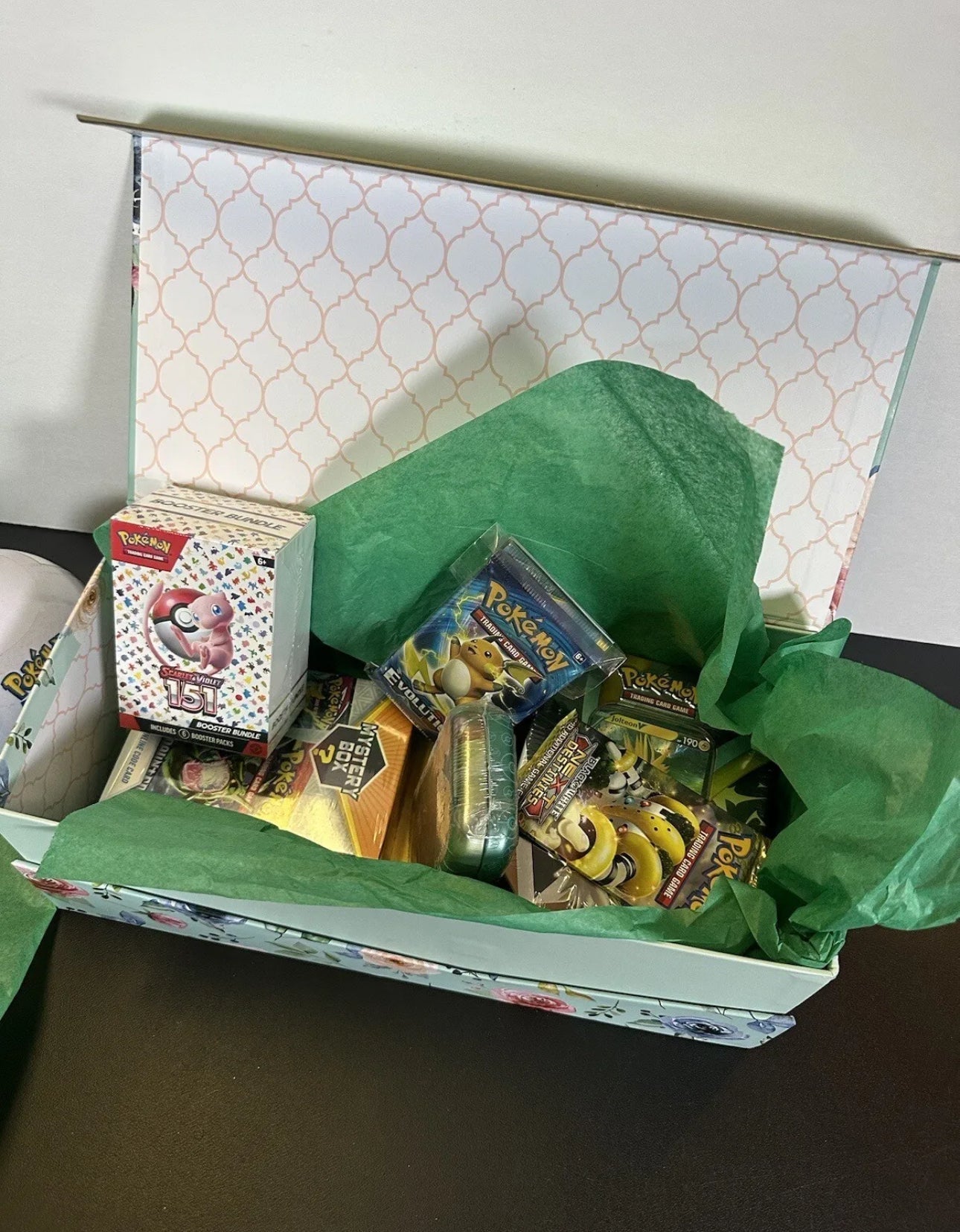 Medium Vintage/Modern Mystery Box with Singles, Packs, Boxes and More!!!