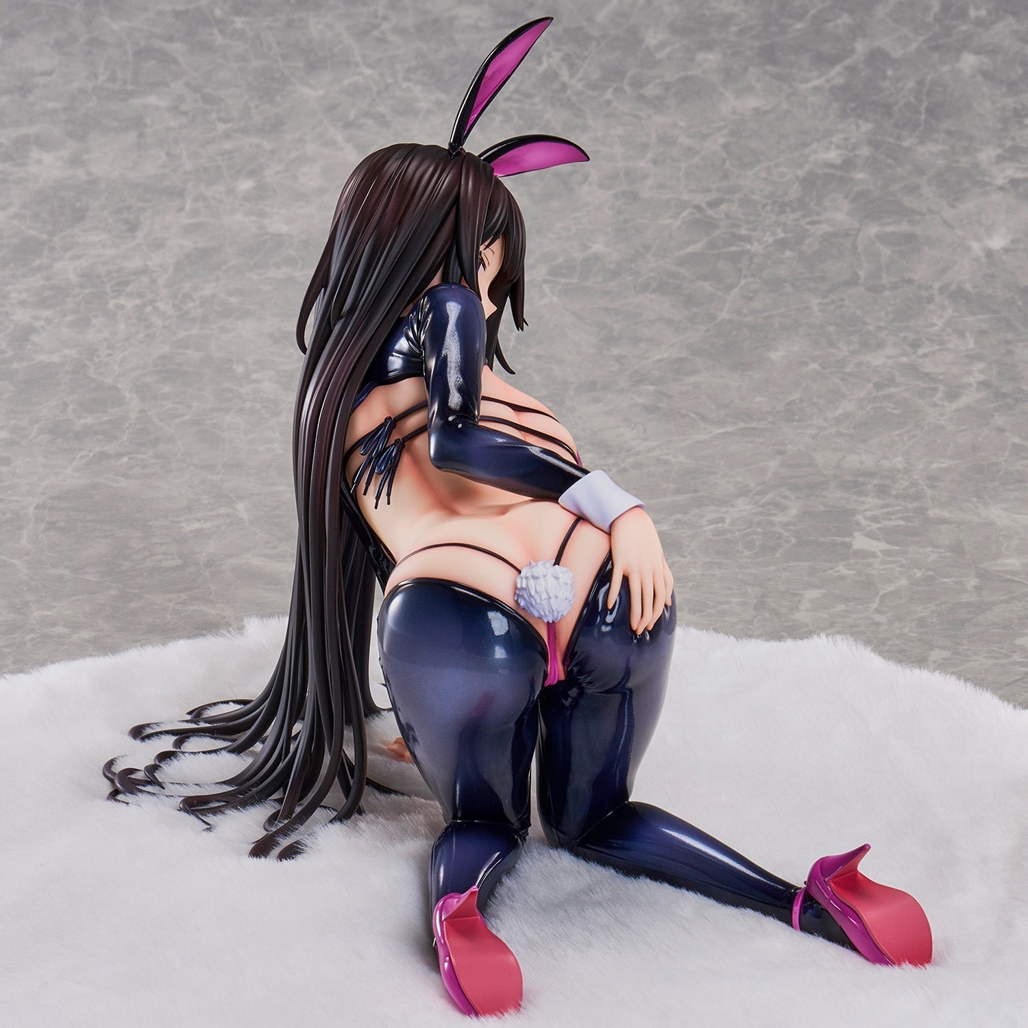 Union Creative Hirari illustration Reverse Bunny Figure JAPAN OFFICIAL