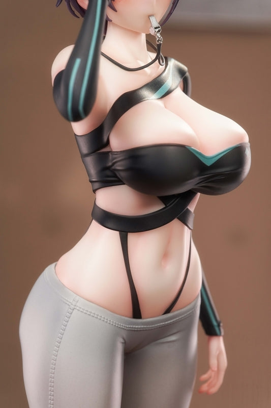 WhiteCat Project Trainer Normal Edition 1/7 Figure JAPAN OFFICIAL