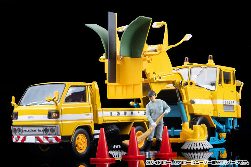 Tomica Limited Vintage NEO LV-N370a Tokyu SW2Z2 Street Sweeper Yellow 1/64