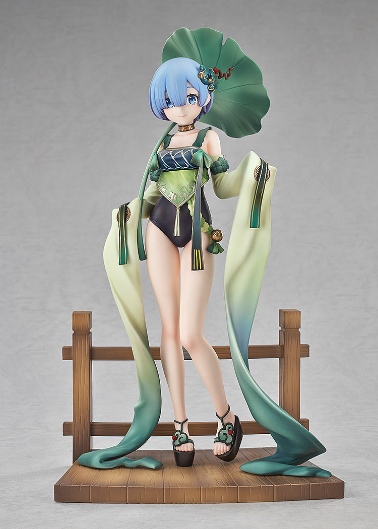 Re:ZERO Starting Life in Another World Rem Breather in the Garden Ver 1/7 Figure