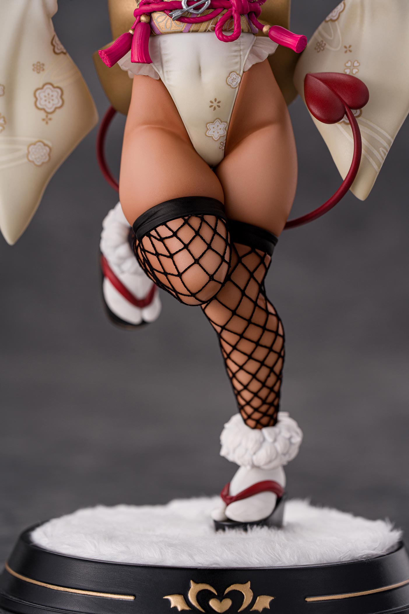 Tanned Succubus Chan Haregi Bunny Ver. Illustrated by Toranto Regular 1/6 Figure