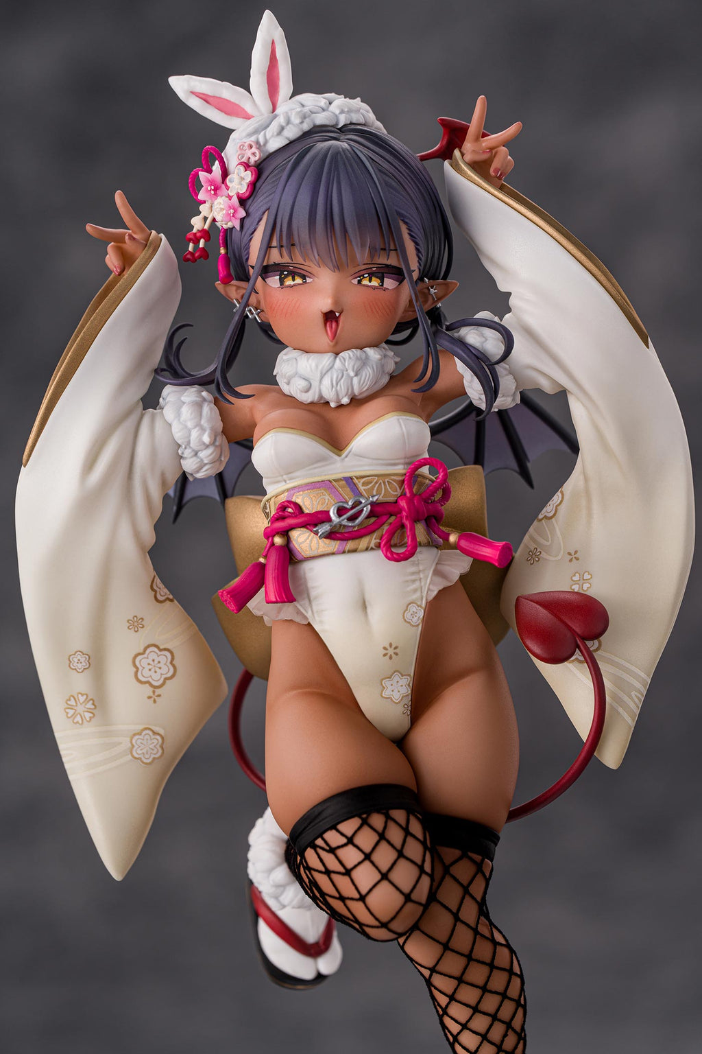 Tanned Succubus Chan Haregi Bunny Ver. Illustrated by Toranto Deluxe 1/6 Figure