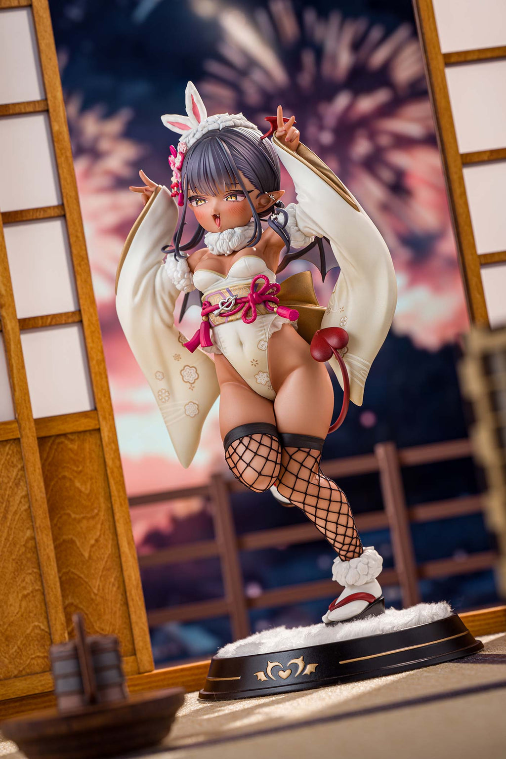 Tanned Succubus Chan Haregi Bunny Ver. Illustrated by Toranto Deluxe 1/6 Figure