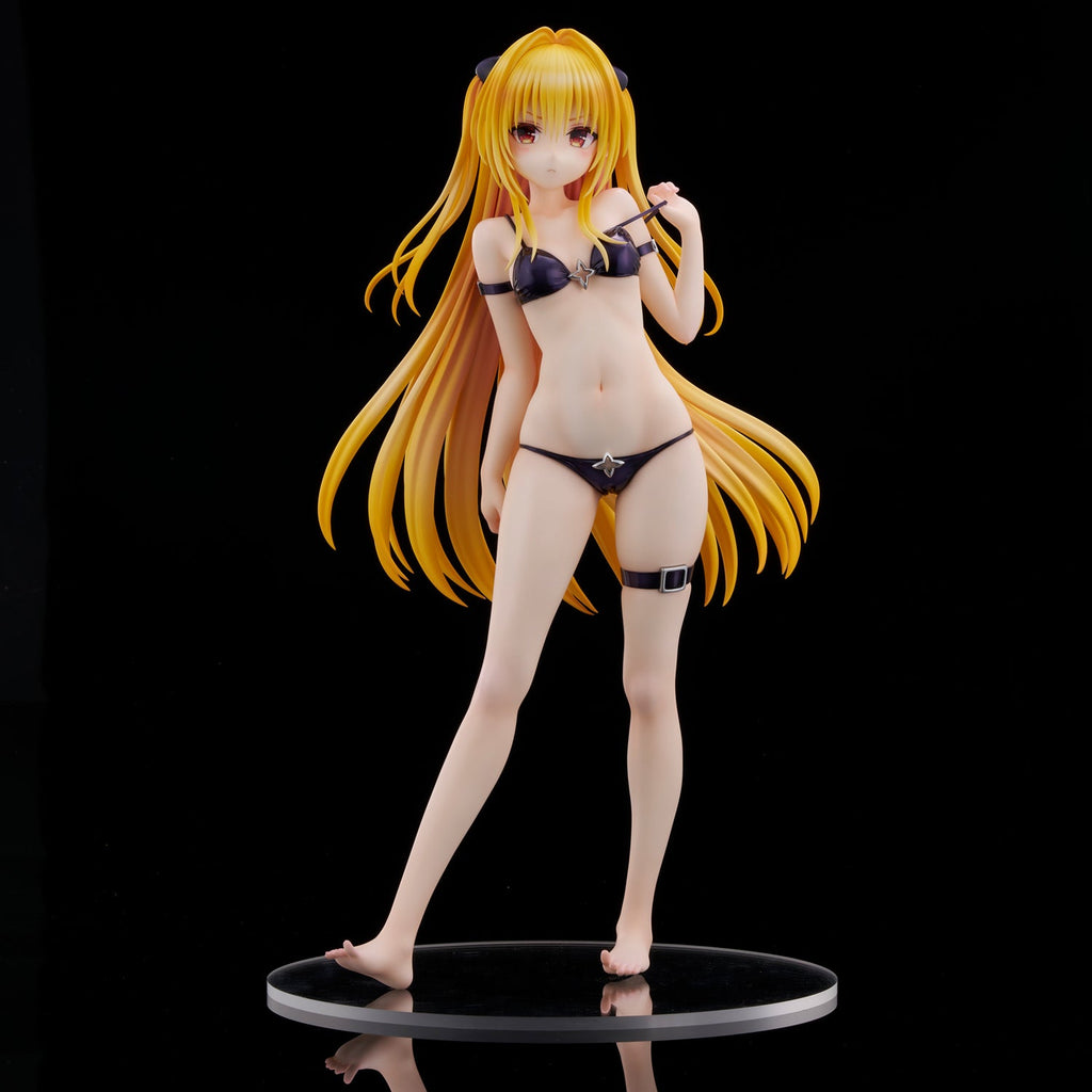 Union Creative To Love-Ru Darkness Swimsuit Series Golden Darkness 1/4 Figure