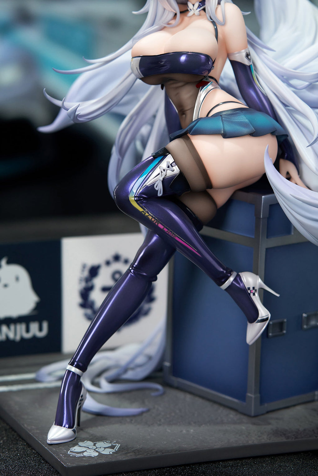 APEX Azur Lane Shinano Moonlit Chrome Ver. 1/7 Figure JAPAN OFFICIAL