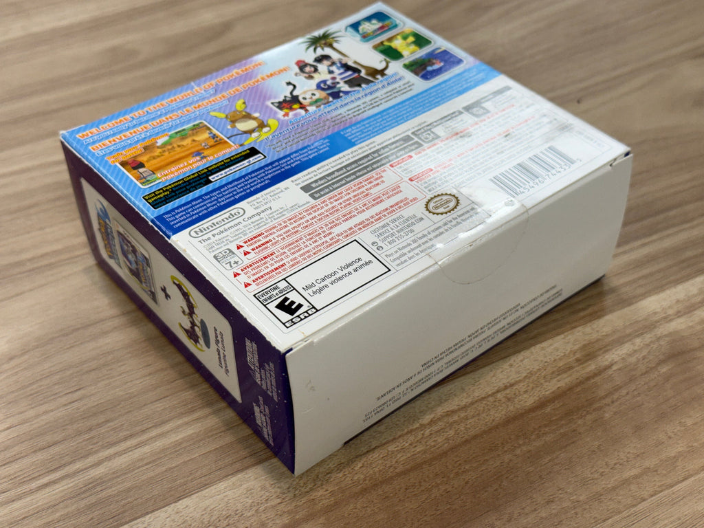 Nintendo 3DS Pokémon Moon w/Lunala Figure - cartridge-box-figure
