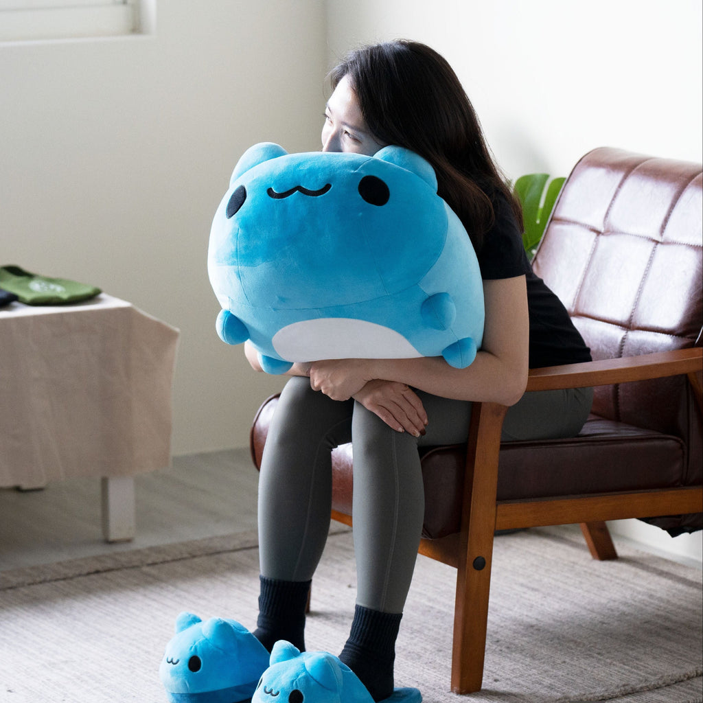 Bugcat Capoo: Lazy Capoo Plush (50cm)