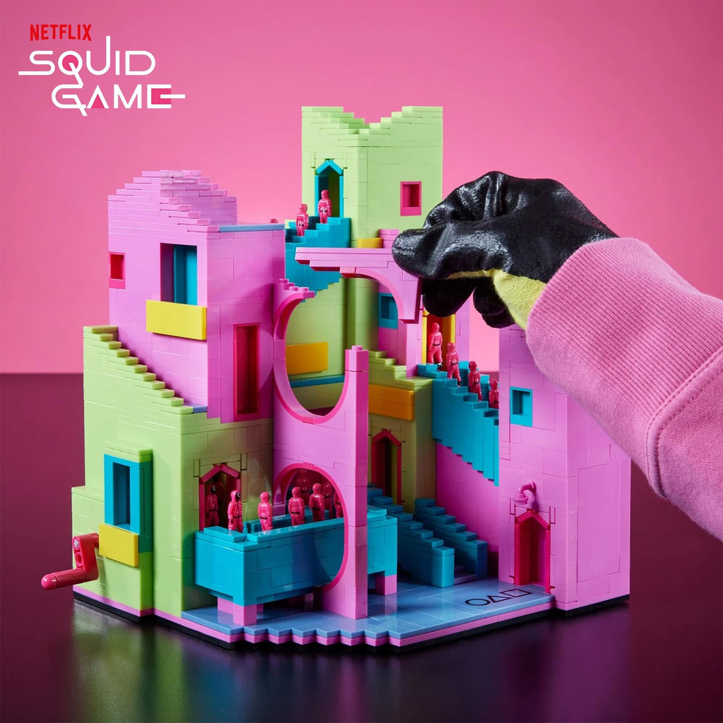 Squid Game The Staircase 1735-Piece Collector Building Set