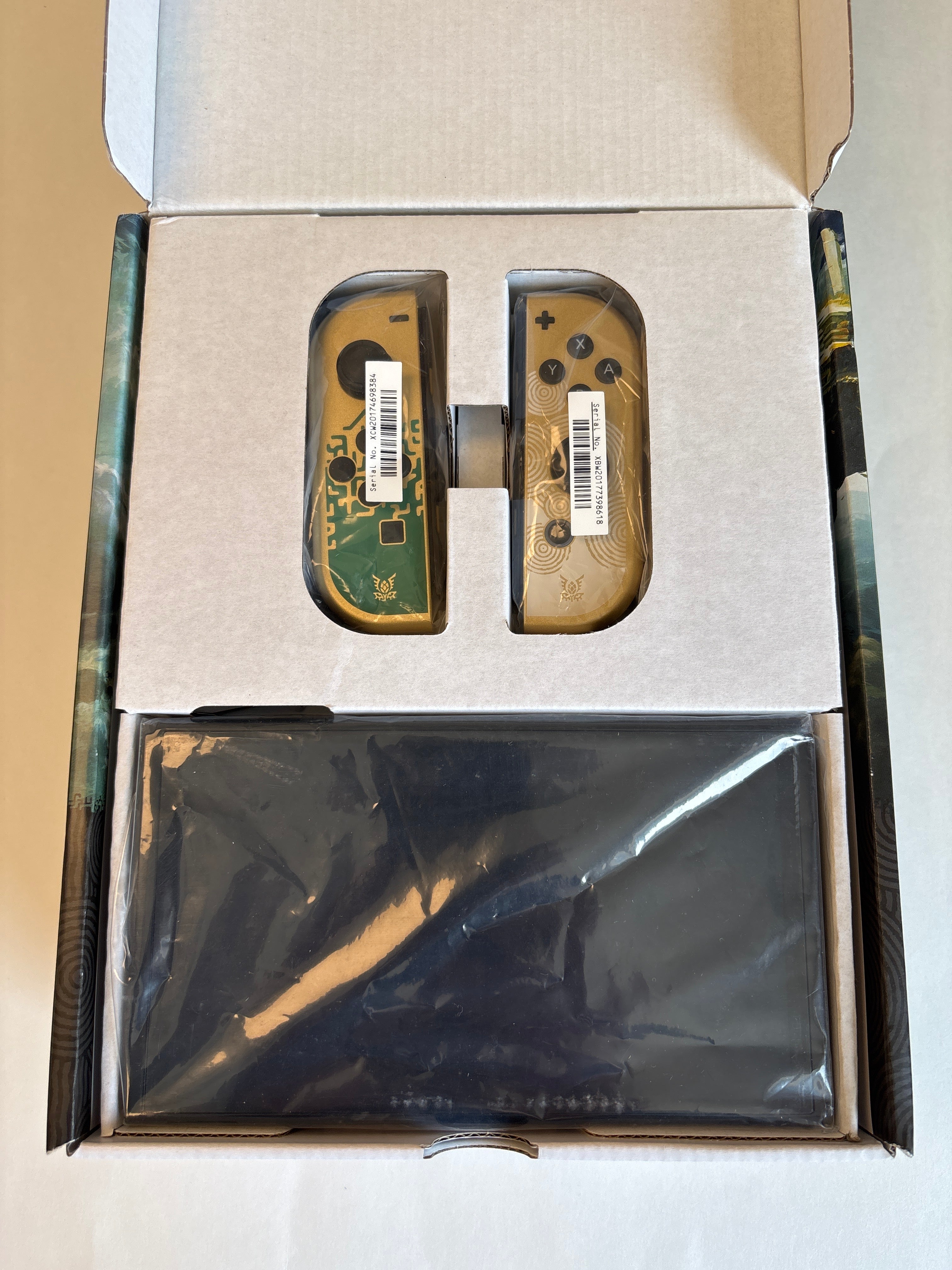 Nintendo Switch OLED Legend of Zelda Tears of the Kingdom Limited Edition Complete In Box!