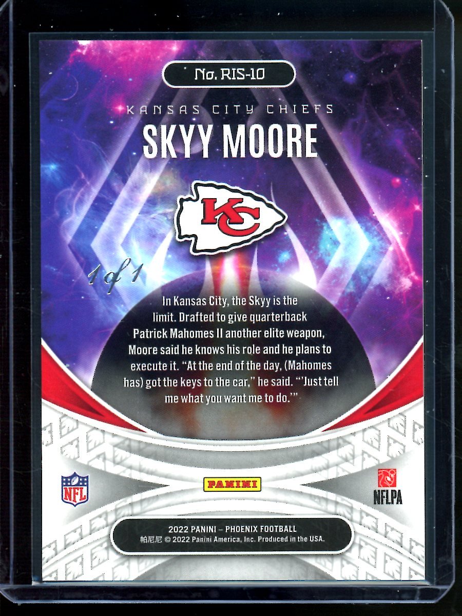 2022 Panini Phoenix Skyy Moore Rookie Rising Gold Vinyl 1/1 Chiefs