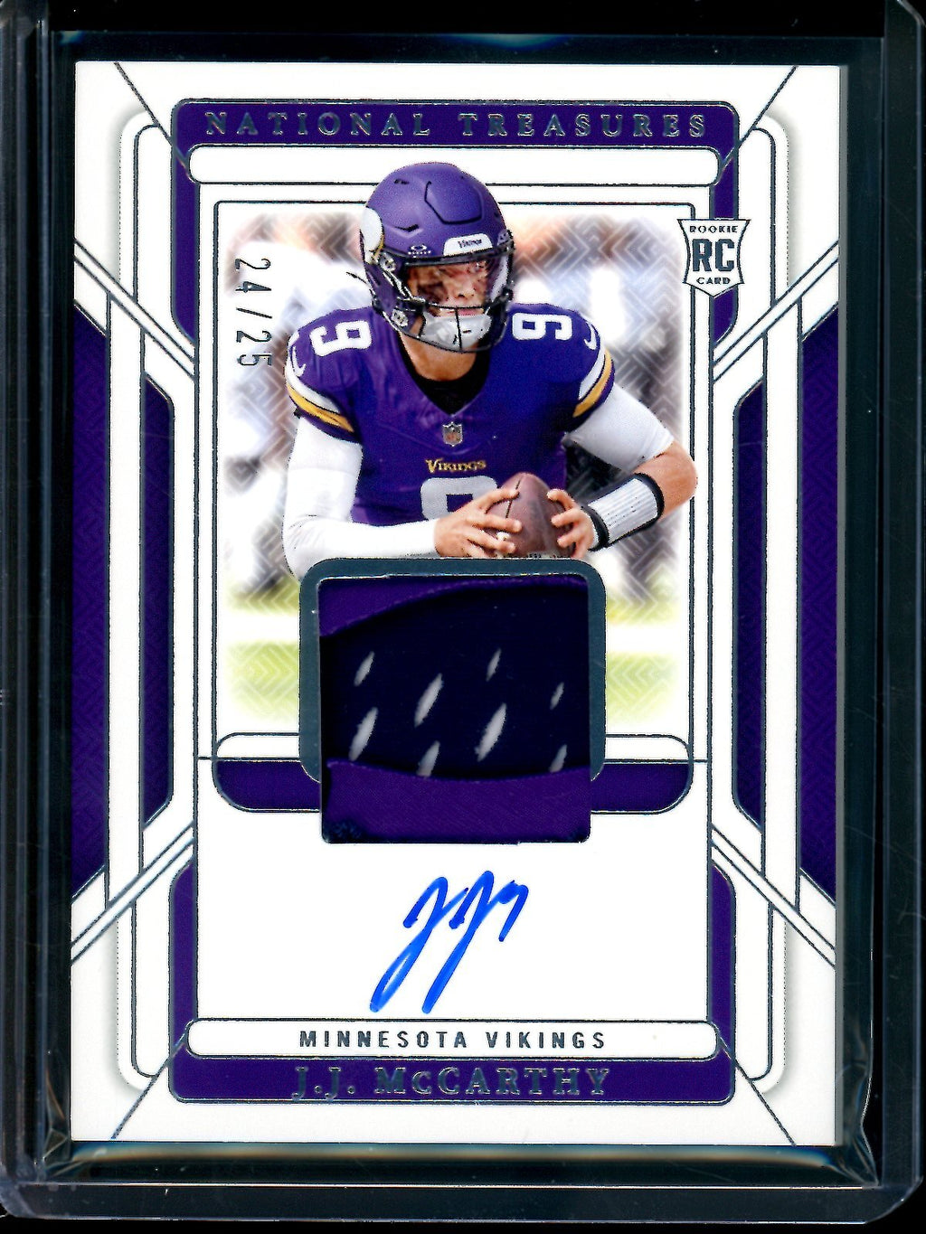 2024 Panini National Treasures JJ McCarthy Rookie Glove Signatures /25 Vikings