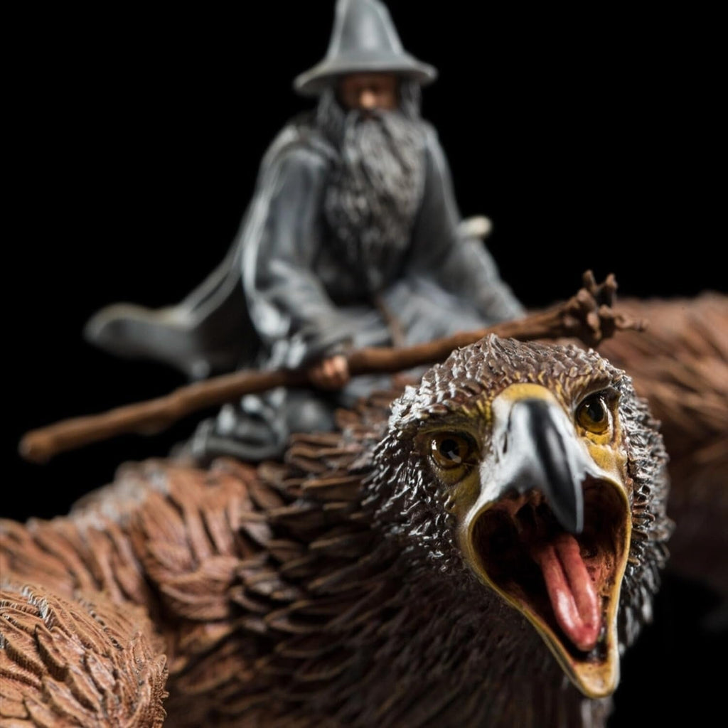 Weta Workshop: Lord of the Rings - Gandalf on Gwaihir Miniature Figure