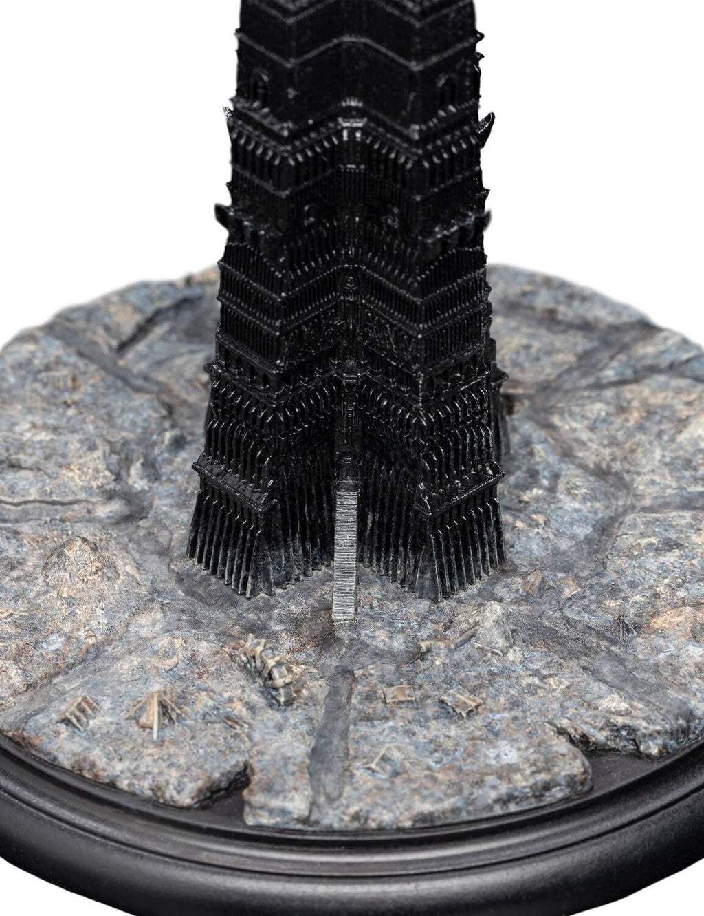 Weta Workshop: Lord of the Rings - Tower of Orthanc Enviroment Figure