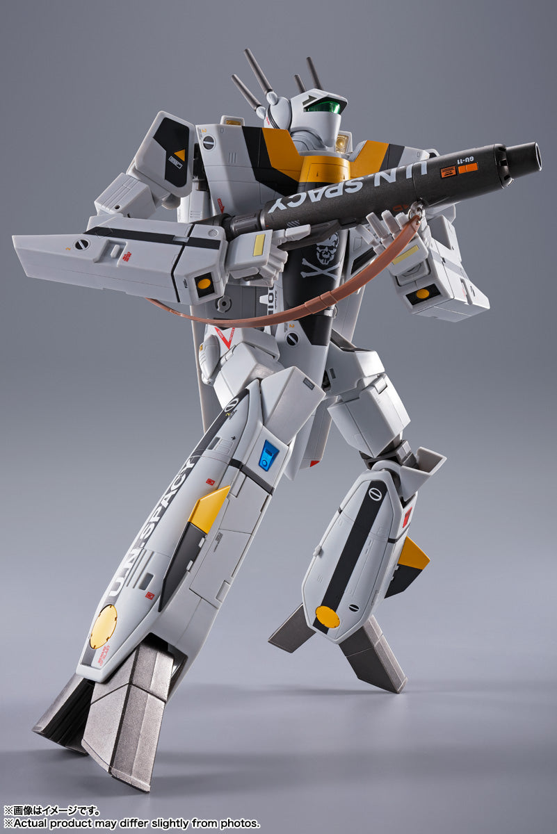 BANDAI DX Chogokin VF-1S Valkyrie Roy Focker Special Revival Ver. Action Figure