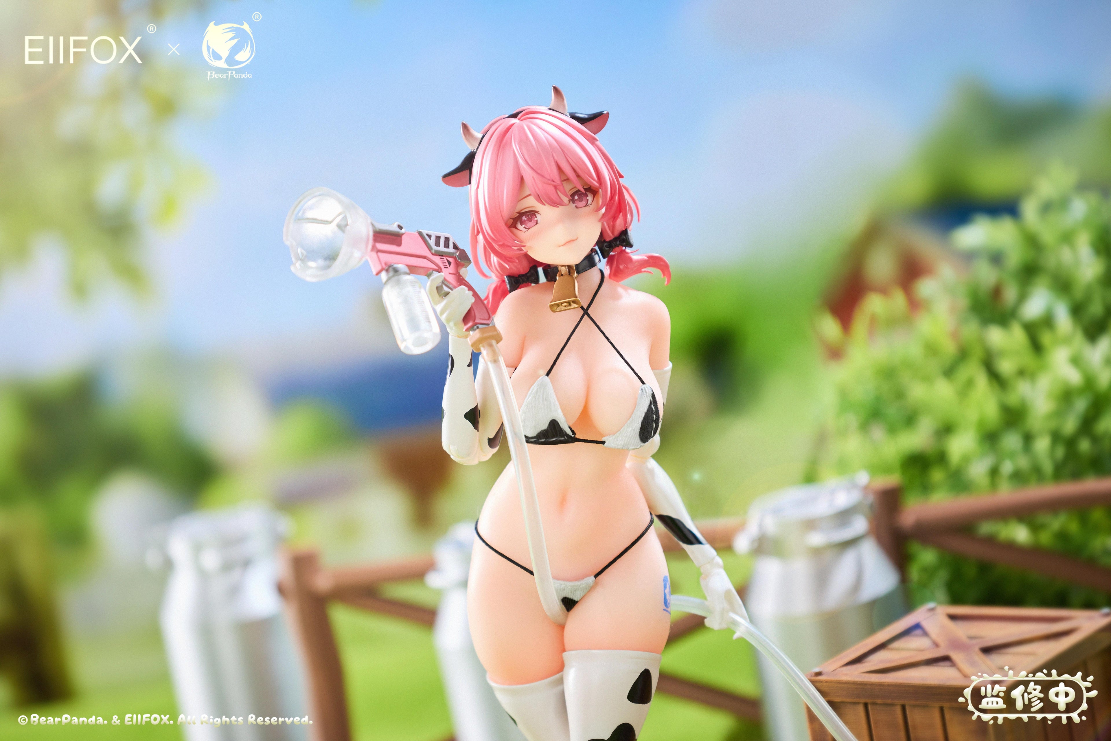 BearPanda x EIIFOX MOMO Cow Ver. 1/8 Action Figure JAPAN OFFICIAL