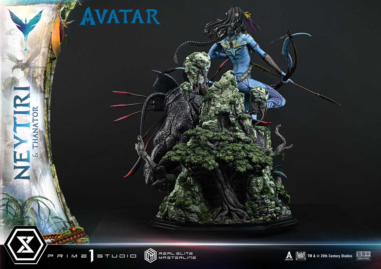 Real Elite Masterline Avatar (Film) Neytiri &amp; Thanator Avatar Legacy Collection