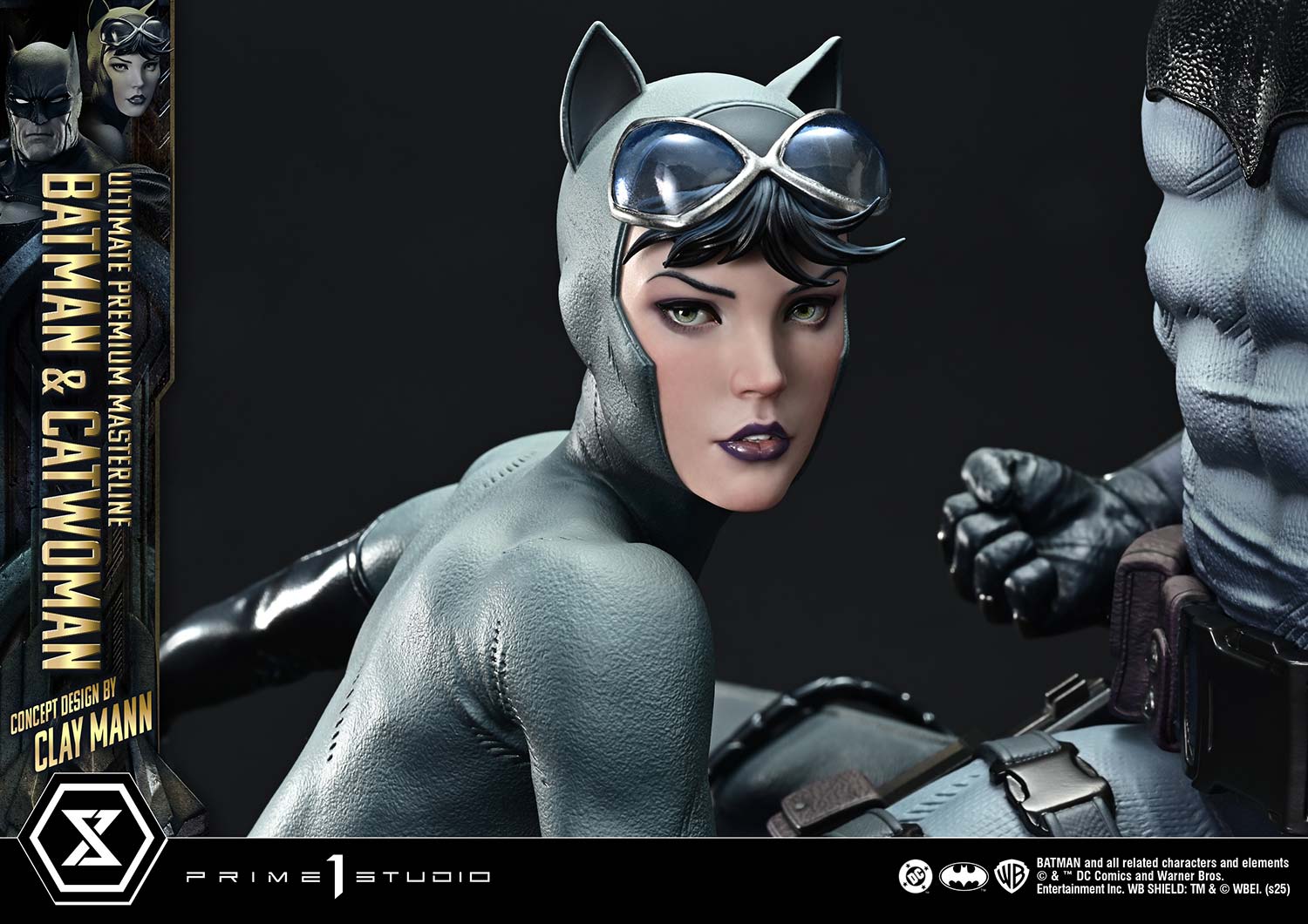 Ultimate Premium Masterline Batman (Comics) Batman &amp; Catwoman (Concept Design by CLAY MANN)