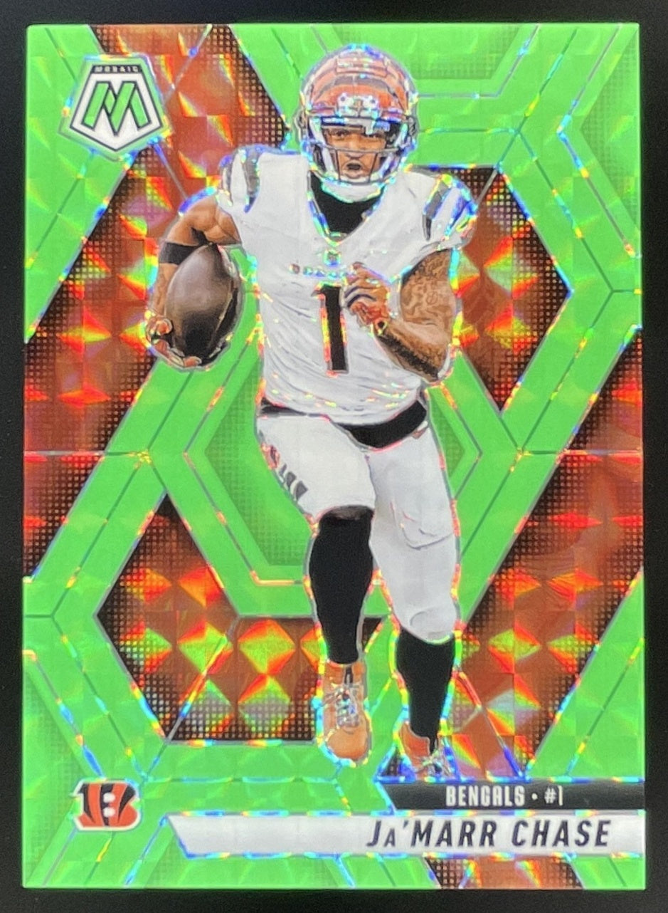 2025 Panini Mosaic Green Fluorescent Prizm #11 Ja'Marr Chase /10