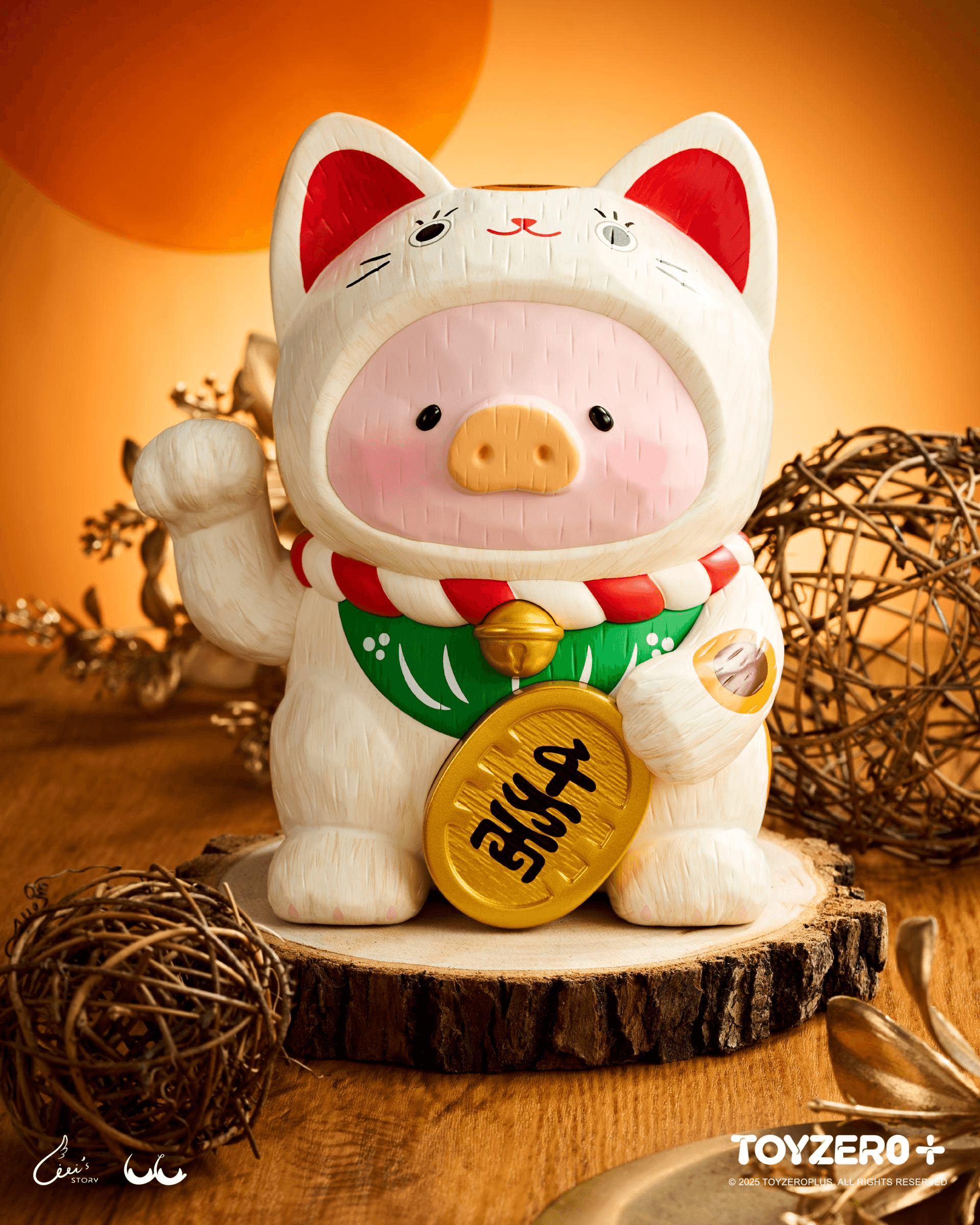 LuLu the Piggy - 18cm Wood-Carving Maneki Lu (Calico Cat)